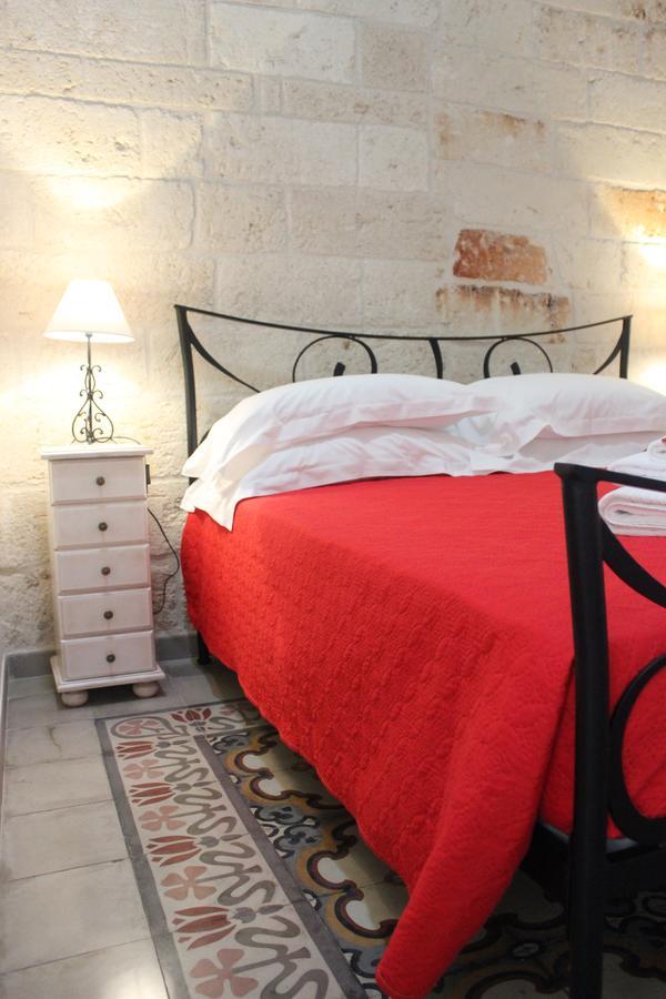 Dimora Girolamo Bed & Breakfast โปลีญาโนอามาเร ภายนอก รูปภาพ