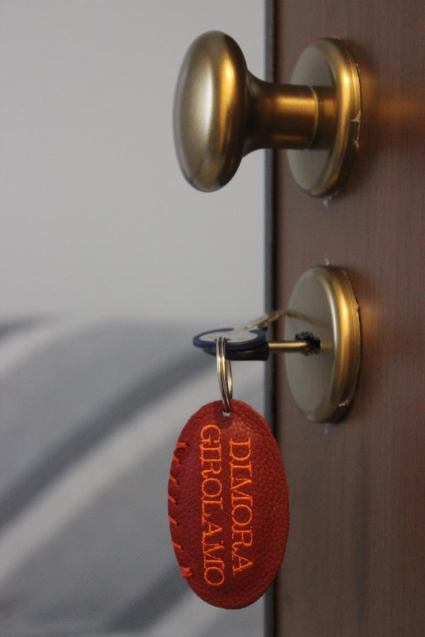Dimora Girolamo Bed & Breakfast โปลีญาโนอามาเร ภายนอก รูปภาพ
